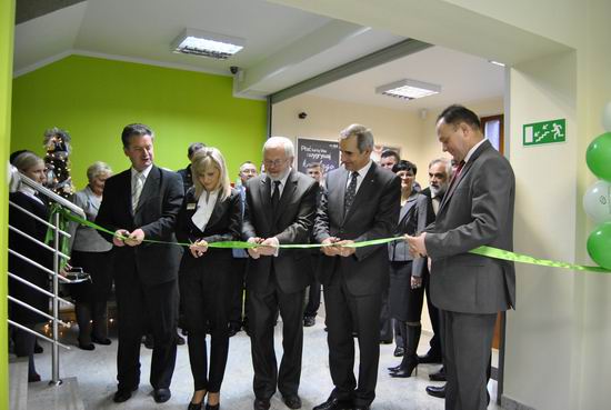 - bank01.jpg - bank01.jpg