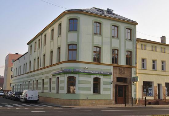 - bank02.jpg - bank02.jpg